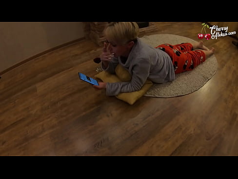 ❤️ Crazy Blonde Sucking Հսկայական Դիկ ծծում և բարձրանում է դրա վրա - Անալ սեքս ☑ Ռուսական պոռնո մեզ մոտ ❌